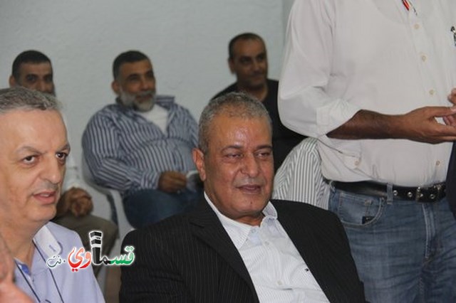 الطيبة: وفد من لجنة المتابعة في زيارة تهنئة للمحامي شعاع منصور